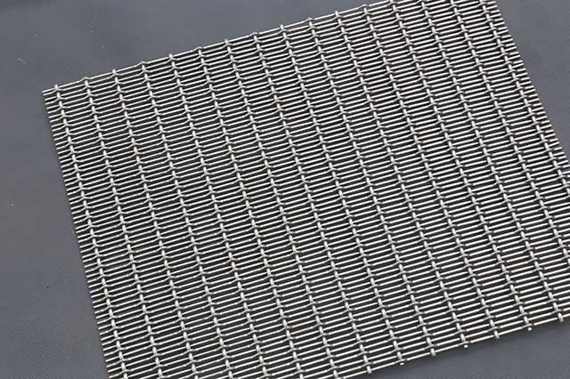 Metal decorative mesh for surface treatment