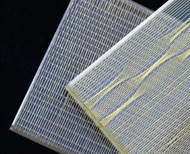 Laminated glass metal mesh