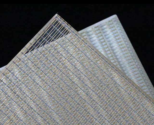 Laminated glass metal mesh