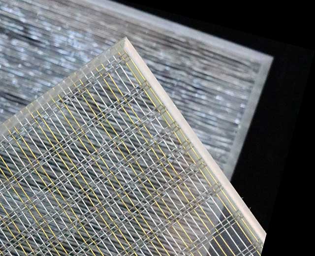 Laminated glass metal mesh