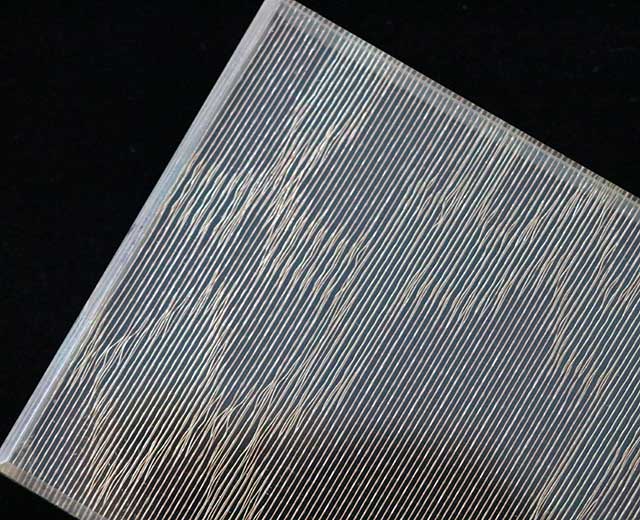 Laminated glass metal mesh