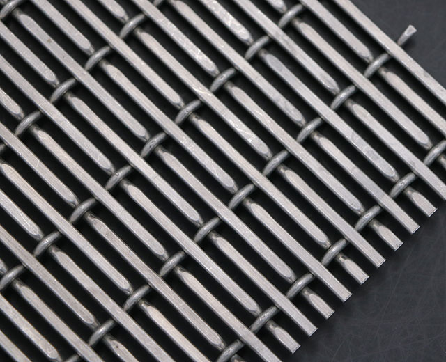 The difference between stainless steel decorative mesh and a