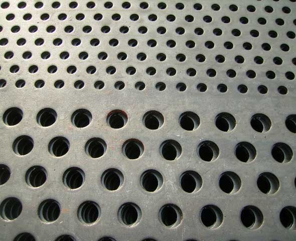 How to deal with the aluminum perforated sheet turning black