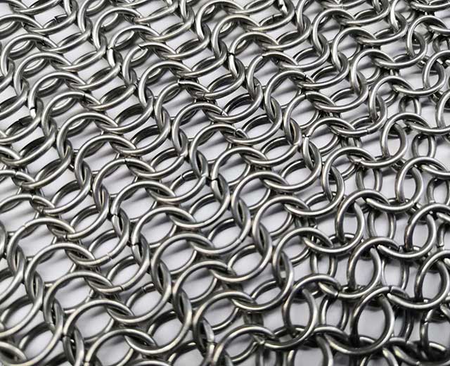 What are the advantages of metal ring mesh