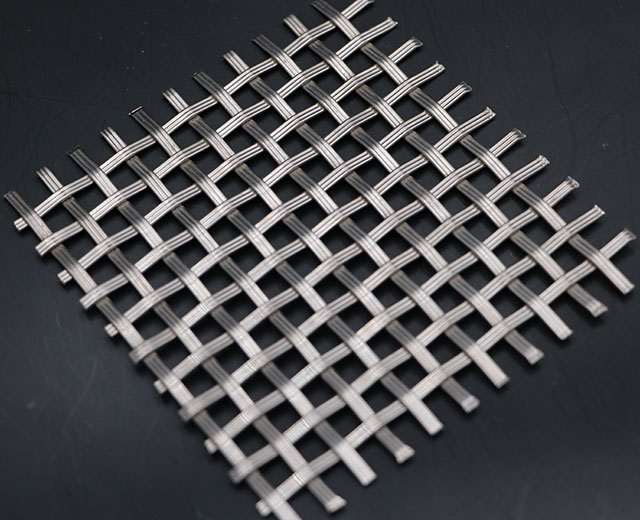 Uses and characteristics of metal decorative mesh