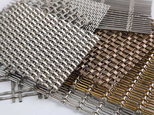 Metal decorative mesh has visual characteristics