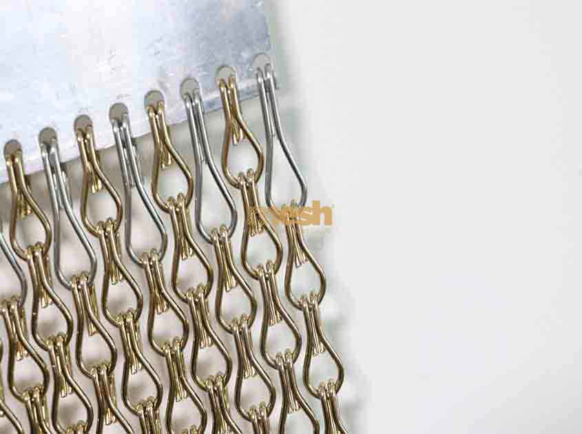 Chain Link Curtain: A Functional and Decorative Solution for Room Dividers