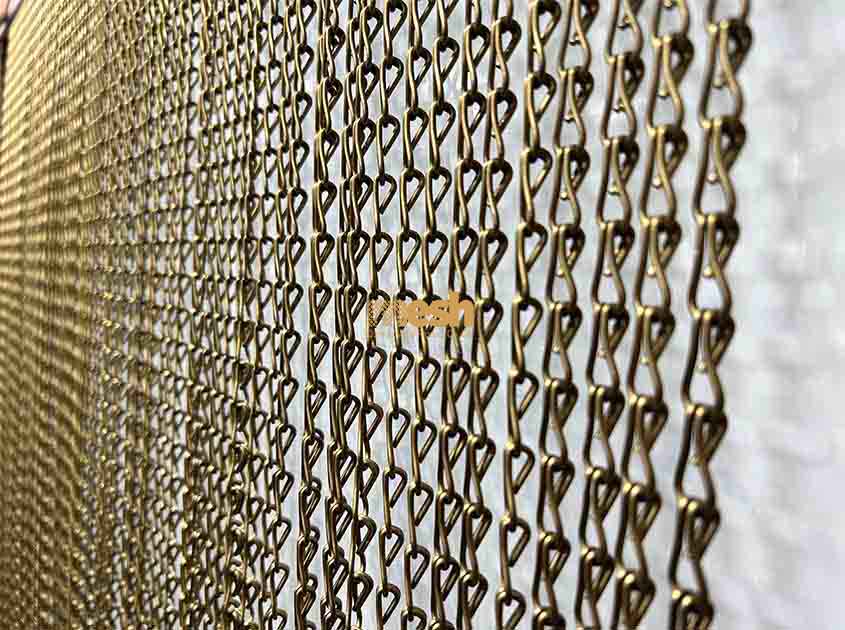 Exploring the Fire Resistance Properties of Chain Link Curtain