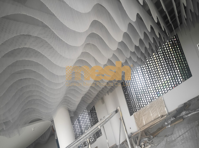 Metal Coil Drapery in Airport Design: Combining Aesthetics and Function