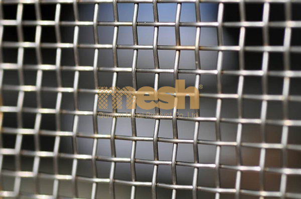 Innovations in Architectural Woven Mesh Technology: Building the Future